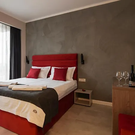 B&B Lotus Exclusive Năvodari