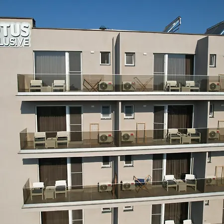 Lotus Exclusive B&B Năvodari