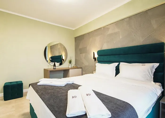 Lotus Exclusive Navodari